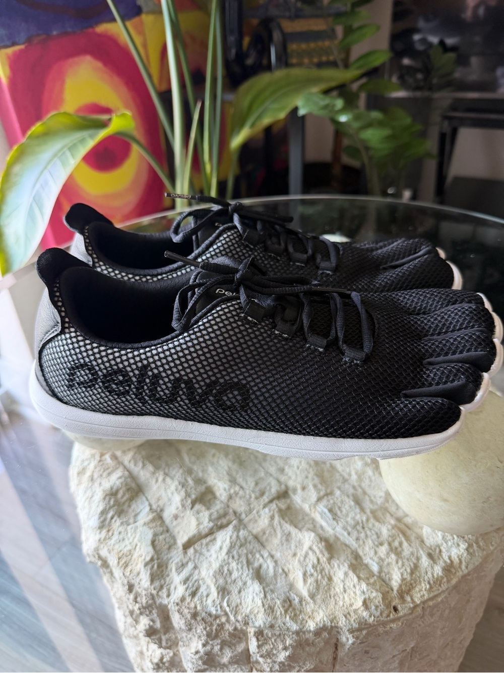 Peluva Strand Sport Mesh Men’s 10.5 Black White Five Toe Zero Drop Shoes
